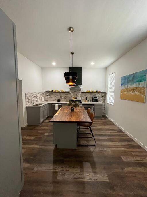 Вилла Luxury 2Br Within Walking Distance To Nightlife!! Ковингтон Экстерьер фото